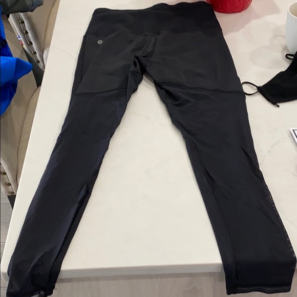 Lululemon mesh leggings - Picture 2 of 2